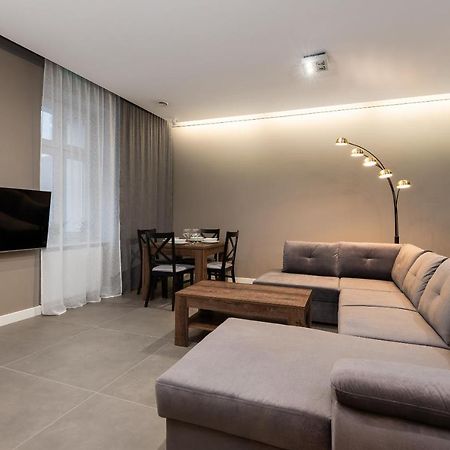 Apartament Platynowy - Centrum Gliwic Z Parkingiem غليفيتسه المظهر الخارجي الصورة