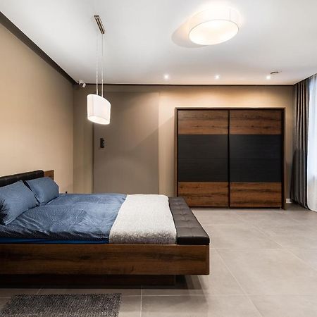 Apartament Platynowy - Centrum Gliwic Z Parkingiem غليفيتسه المظهر الخارجي الصورة