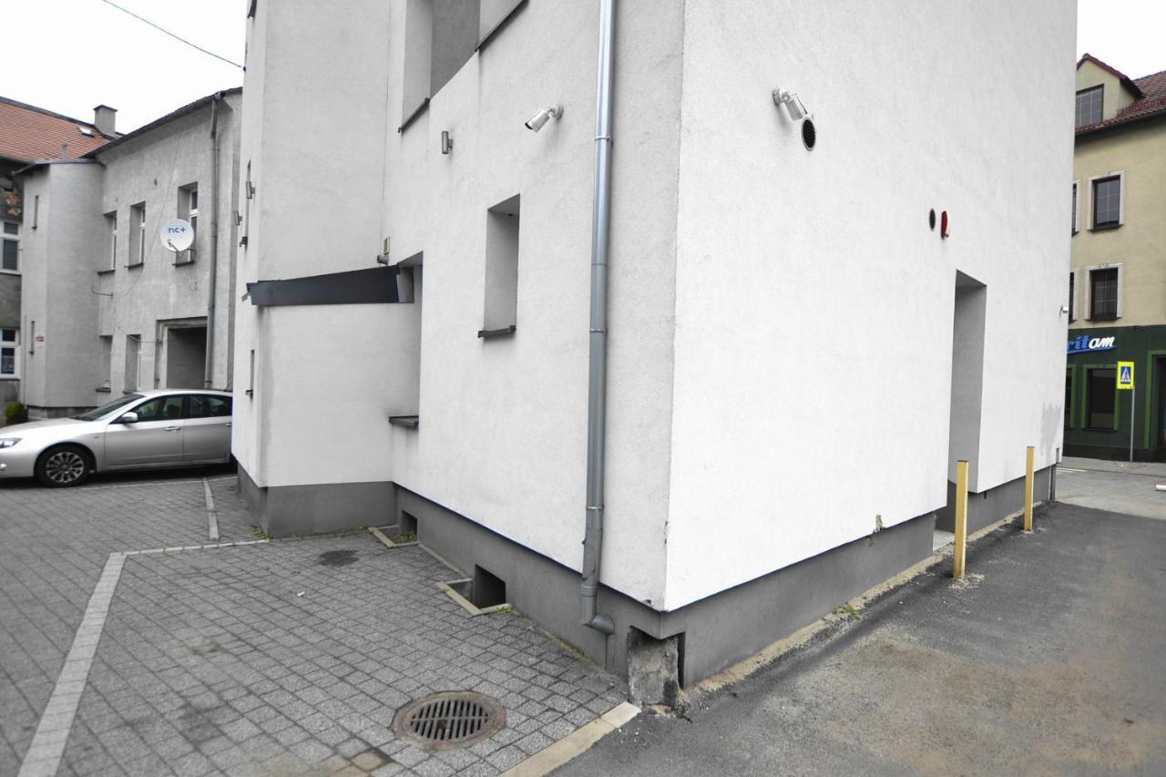 Apartament Platynowy - Centrum Gliwic Z Parkingiem غليفيتسه المظهر الخارجي الصورة